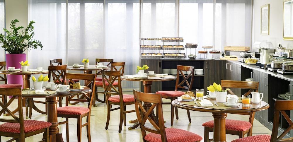 Unaway Hotel & Residence Quark Due Milano Bagian luar foto