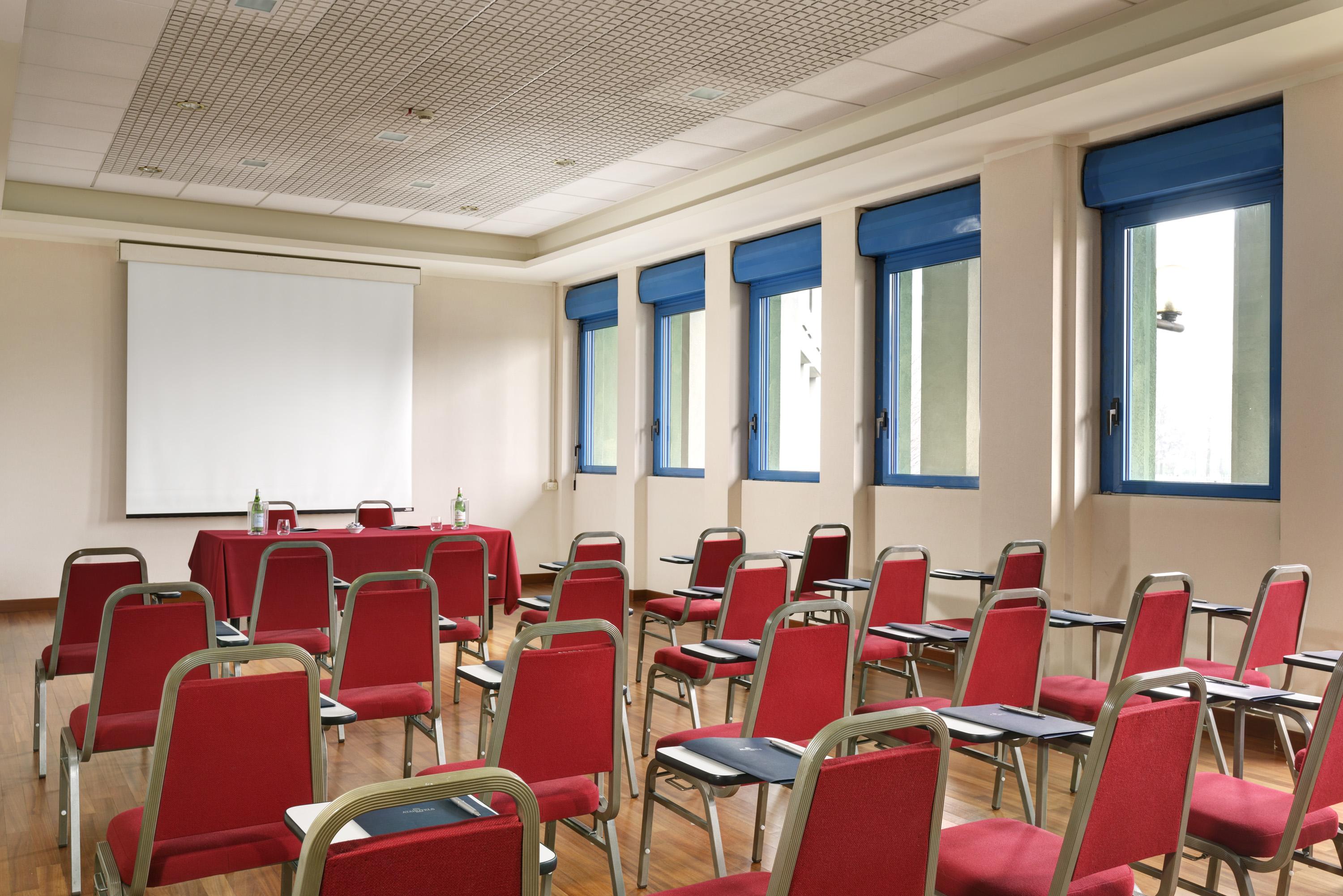 Unaway Hotel & Residence Quark Due Milano Bagian luar foto