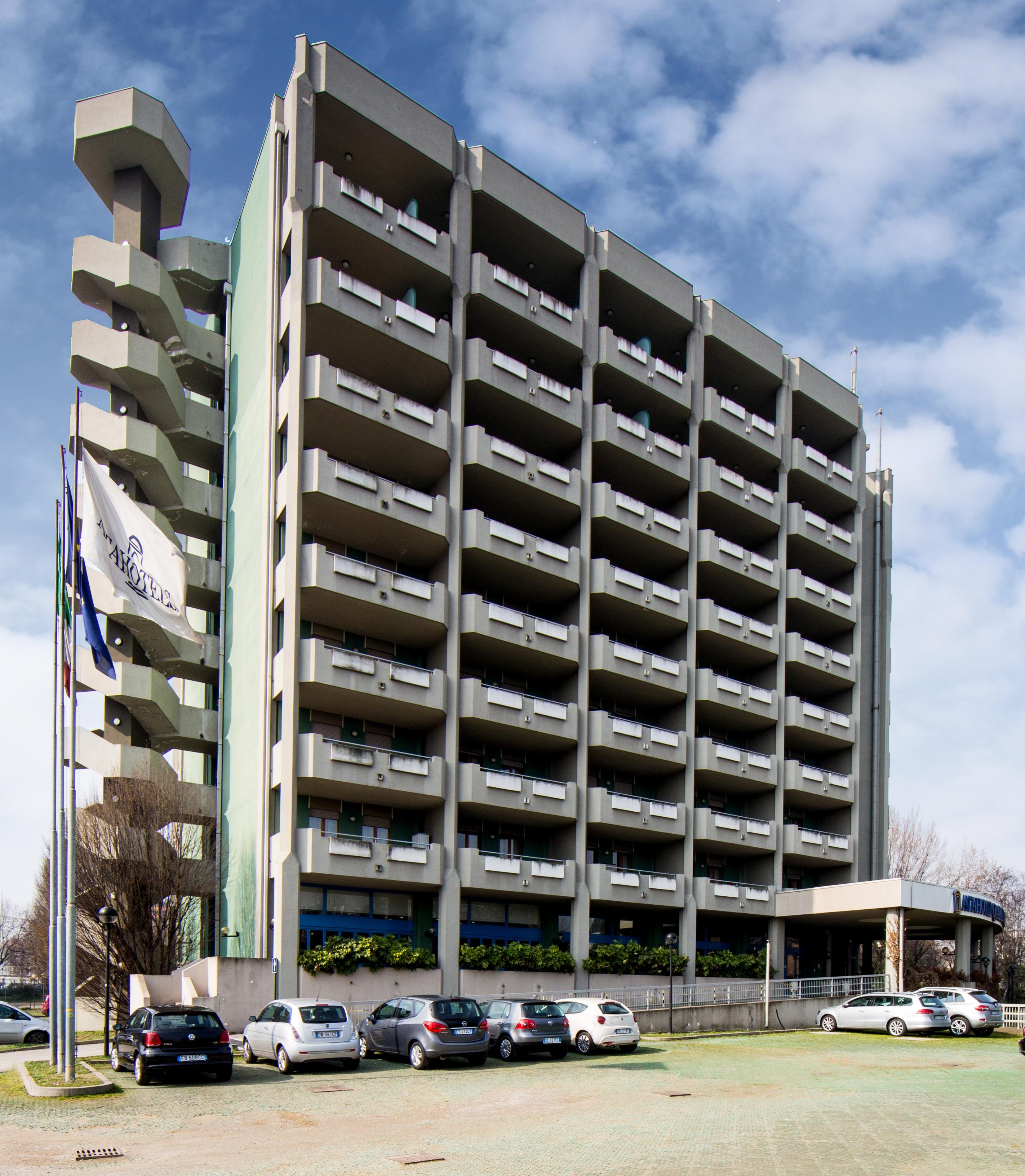 Unaway Hotel & Residence Quark Due Milano Bagian luar foto